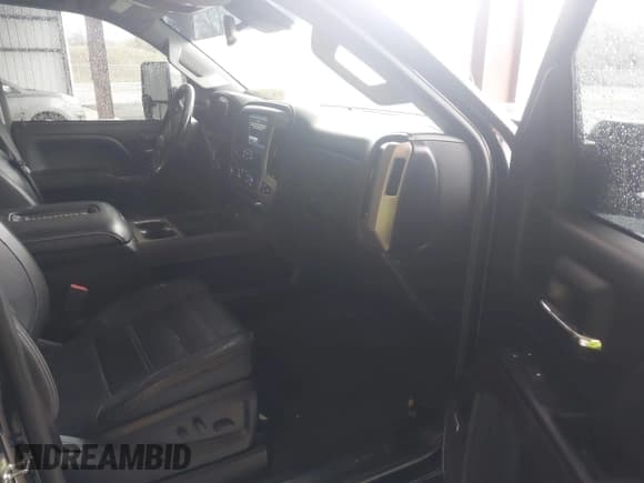 ✅ 2017 GMC Sierra 2500HD Denali • VIN: 1GT12UEY8HF222623 • Лот: 41985737. Опубликован ранее на IAAI с пробегом 133 683 миль. Бесплатный доступ к архиву аукционных продаж из США и подробный отчёт об истории автомобиля на DreamBid. Изображение 5.