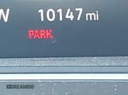 ✅ 2024 Volkswagen Tiguan SE R-Line Black • VIN: 3VV8B7AX5RM128490 • Lot: 42977920. Wystawiony na IAAI z przebiegiem 10 147 mil. Bezpłatny archiwum sprzedaży aukcyjnych z USA i szczegółowy raport historii pojazdu na DreamBid. Zdjęcie 15.