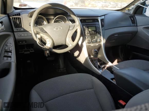 ✅ 2011 Hyundai Sonata GLS • VIN: 5NPEB4AC7BH219723 • Lot: 74048434. Listed on Copart with 140,795 mi. Free auction sales archive from the USA and detailed vehicle history report at DreamBid. Image 8.