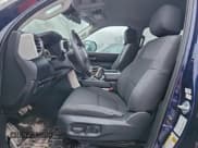 ✅ 2022 Toyota Tundra SR5 • VIN: 5TFLA5EC7NX010338 • Лот: 94539445. Опубликован ранее на Copart с пробегом 49 818 миль. Бесплатный доступ к архиву аукционных продаж из США и подробный отчёт об истории автомобиля на DreamBid. Изображение 7.