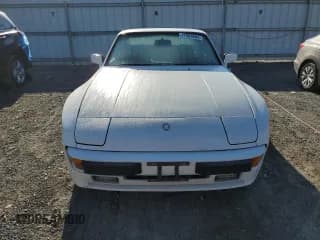 ✅ 1985 Porsche 944 • VIN: WP0AA0946FN473436 • Lot: 77589684. Wystawiony na Copart z przebiegiem 46 913 mil. Bezpłatny archiwum sprzedaży aukcyjnych z USA i szczegółowy raport historii pojazdu na DreamBid. Zdjęcie 5.