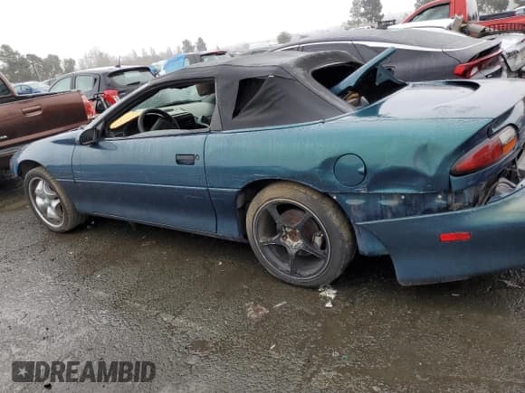 ✅ 1997 Chevrolet Camaro Z28 • VIN: 2G1FP32P5V2139637 • Лот: 39862094. Опубликован ранее на Copart с пробегом Не указан. Бесплатный доступ к архиву аукционных продаж из США и подробный отчёт об истории автомобиля на DreamBid. Изображение 2.