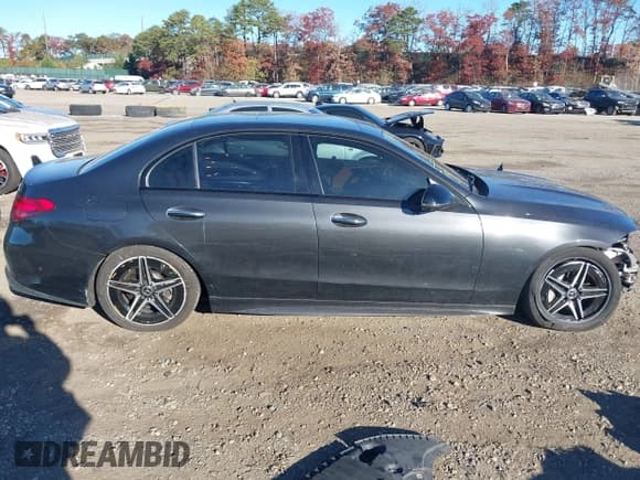 ✅ 2023 Mercedes-Benz C 300 • VIN: W1KAF4HB8PR131236 • Lot: 43590009. Wystawiony na IAAI z przebiegiem 45 711 mil. Bezpłatny archiwum sprzedaży aukcyjnych z USA i szczegółowy raport historii pojazdu na DreamBid. Zdjęcie 13.