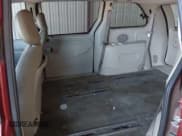 ✅ 2007 Dodge Caravan SE • VIN: 1D4GP25R87B204110 • Lot: 42846033. Wystawiony na IAAI z przebiegiem 348 487 mil. Bezpłatny archiwum sprzedaży aukcyjnych z USA i szczegółowy raport historii pojazdu na DreamBid. Zdjęcie 8.