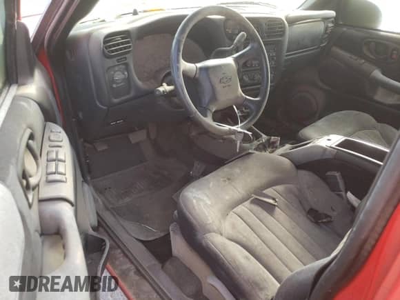 2003 Chevrolet Blazer LS z VIN 1GNDT13X83K135413, wystawiony jako Copart lot #71185894 z przebiegiem Nie podano mil oraz Szkoda całkowita • Salvage title. Historia ofert i sprzedaży dostępna na DreamBid. Obrazek 8.