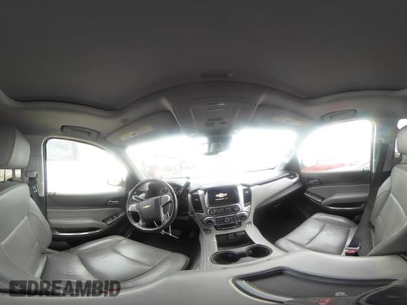 ✅ 2020 Chevrolet Suburban LT • VIN: 1GNSCHKC6LR265468 • Lot: 42042772. Wystawiony na IAAI z przebiegiem 113 335 mil. Bezpłatny archiwum sprzedaży aukcyjnych z USA i szczegółowy raport historii pojazdu na DreamBid. Zdjęcie 20.