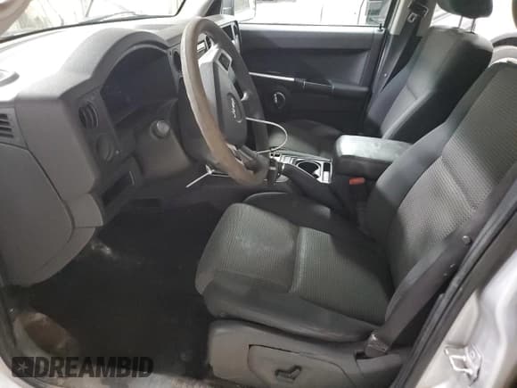 ✅ 2010 Jeep Commander Sport • VIN: 1J4RG4GK9AC124439 • Lot: 54749315. Listed on Copart with 150,204 mi. Free auction sales archive from the USA and detailed vehicle history report at DreamBid. Image 7.