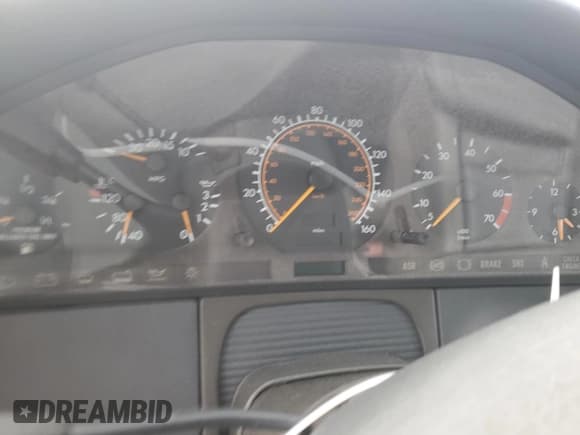 ✅ 1995 Mercedes-Benz S • VIN: WDBGA51E2SA215698 • Lot: 43001745. Listed on Copart with Not provided. Free auction sales archive from the USA and detailed vehicle history report at DreamBid. Image 9.