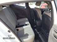 ✅ 2012 Hyundai Veloster w/Red Int • VIN: KMHTC6AD2CU070472 • Lot: 71449064. Wystawiony na Copart z przebiegiem 43 091 mil. Bezpłatny archiwum sprzedaży aukcyjnych z USA i szczegółowy raport historii pojazdu na DreamBid. Zdjęcie 10.