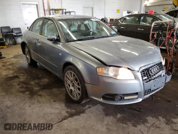 ✅ 2008 Audi A4 2.0T • VIN: WAUDF78E38A066506 • Lot: 46342365. Listed on Copart with 185,002 mi. Free auction sales archive from the USA and detailed vehicle history report at DreamBid. Image 4.