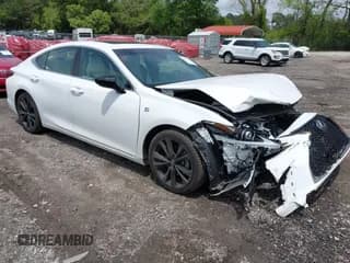 ✅ 2021 Lexus ES 350 F Sport • VIN: 58AHZ1B13MU090896 • Lot: 42117729. Wystawiony na IAAI z przebiegiem 24 621 mil. Bezpłatny archiwum sprzedaży aukcyjnych z USA i szczegółowy raport historii pojazdu na DreamBid. Zdjęcie 1.