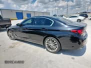 ✅ 2022 BMW 5 Series 530i xDrive • VIN: WBA13BJ09NCJ00249 • Лот: 69185245. Опубликован ранее на Copart с пробегом 57 127 миль. Бесплатный доступ к архиву аукционных продаж из США и подробный отчёт об истории автомобиля на DreamBid. Изображение 2.