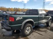 ✅ 2002 Chevrolet S-10 LS • VIN: 1GCCT19W728181040 • Лот: 77814464. Опубликован ранее на Copart с пробегом 116 481 миль. Бесплатный доступ к архиву аукционных продаж из США и подробный отчёт об истории автомобиля на DreamBid. Изображение 3.
