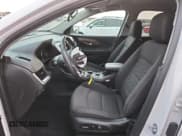 ✅ 2020 GMC Terrain SLE • VIN: 3GKALTEVXLL203457 • Lot: 89553575. Wystawiony na Copart z przebiegiem 45 913 mil. Bezpłatny archiwum sprzedaży aukcyjnych z USA i szczegółowy raport historii pojazdu na DreamBid. Zdjęcie 7.