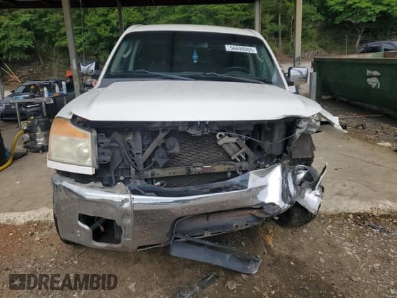 ✅ 2011 Nissan Titan SL • VIN: 1N6BA0ED7BN325135 • Lot: 56690965. Listed on Copart with 137,627 mi. Free auction sales archive from the USA and detailed vehicle history report at DreamBid. Image 5.