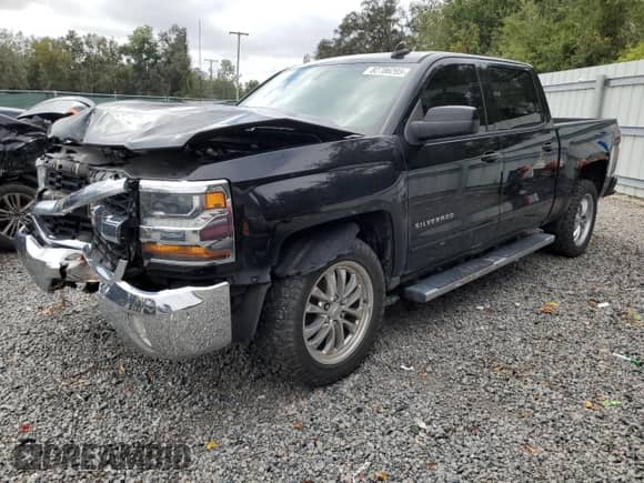 2017 Chevrolet Silverado 1500 LT с VIN 3GCUKREC4HG147657, выставлен на аукционе Copart как лот 82786205 с пробегом 163 857 миль миль и Списание • Salvage title. История ставок и продаж доступна на DreamBid. Изображение 1.