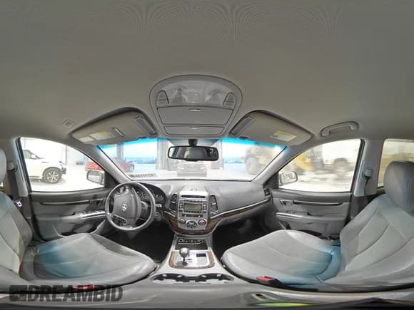 ✅ 2011 Hyundai Santa Fe SE • VIN: 5XYZHDAG4BG005119 • Lot: 85141464. Listed on Copart with 186,384 mi. Free auction sales archive from the USA and detailed vehicle history report at DreamBid. Image 14.