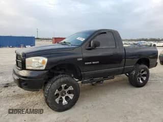 2006 Dodge 1500 SLT z VIN 1D7HU16286J184344, wystawiony jako Copart lot #79322384 z przebiegiem 115 837 mil mil oraz Szkoda całkowita • Salvage title. Historia ofert i sprzedaży dostępna na DreamBid. Obrazek 1.