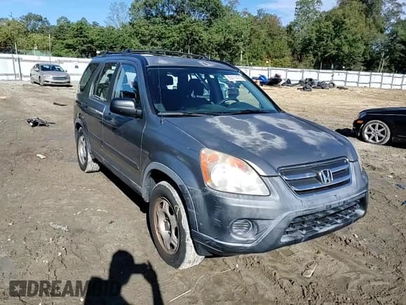 ✅ 2006 Honda CR-V LX • VIN: JHLRD78506C041193 • Lot: 86471475. Wystawiony na Copart z przebiegiem 188 541 mil. Bezpłatny archiwum sprzedaży aukcyjnych z USA i szczegółowy raport historii pojazdu na DreamBid. Zdjęcie 14.