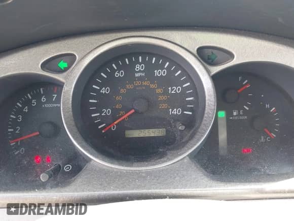 2001 Toyota Highlander с VIN JTEGD21A910012649, выставлен на аукционе IAAI как лот 42570548 с пробегом 255 438 миль миль и . История ставок и продаж доступна на DreamBid. Изображение 7.