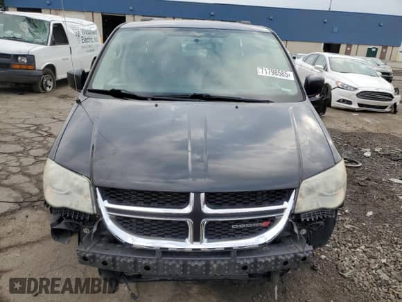 2012 Dodge Grand Caravan SXT z VIN 2C4RDGCG4CR295109, wystawiony jako Copart lot #71798585 z przebiegiem 84 778 mil mil oraz Szkoda całkowita • Salvage title. Historia ofert i sprzedaży dostępna na DreamBid. Obrazek 5.