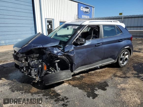 ✅ 2023 Hyundai Venue Limited • VIN: KMHRC8A32PU238419 • Lot: 81310734. Listed on Copart with 17,554 mi. Free auction sales archive from the USA and detailed vehicle history report at DreamBid. Image 1.