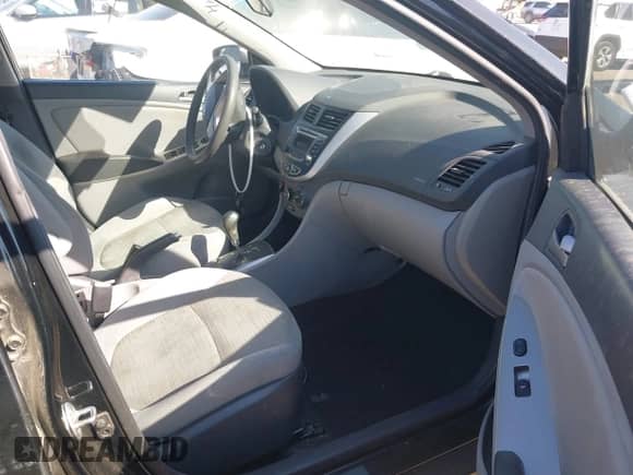 2015 Hyundai Accent GLS с VIN KMHCT4AE8FU936287, выставлен на аукционе IAAI как лот 43332101 с пробегом 96 455 миль миль и . История ставок и продаж доступна на DreamBid. Изображение 5.