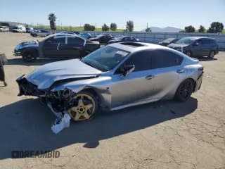 ✅ 2023 Lexus IS 500 F Sport Performance • VIN: JTHAP1D21P5002157 • Lot: 46986455. Wystawiony na Copart z przebiegiem 19 403 mil. Bezpłatny archiwum sprzedaży aukcyjnych z USA i szczegółowy raport historii pojazdu na DreamBid. Zdjęcie 1.
