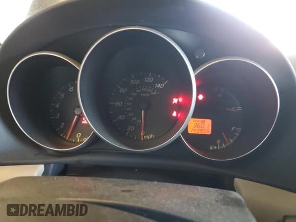 ✅ 2006 Mazda 3 i Touring • VIN: JM1BK32G461464894 • Лот: 70574285. Опубликован ранее на Copart с пробегом 143 955 миль. Бесплатный доступ к архиву аукционных продаж из США и подробный отчёт об истории автомобиля на DreamBid. Изображение 9.