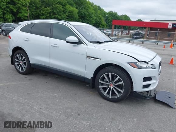 ✅ 2019 Jaguar F-Pace 25t Prestige • VIN: SADCK2GX3KA602396 • Lot: 42377936. Wystawiony na IAAI z przebiegiem 58 274 mil. Bezpłatny archiwum sprzedaży aukcyjnych z USA i szczegółowy raport historii pojazdu na DreamBid. Zdjęcie 1.