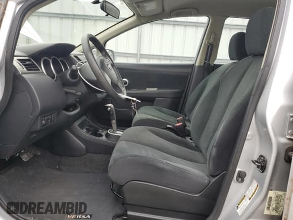 ✅ 2011 Nissan Versa S • VIN: 3N1BC1CP1BL517623 • Lot: 57647345. Listed on Copart with 59,955 mi. Free auction sales archive from the USA and detailed vehicle history report at DreamBid. Image 7.