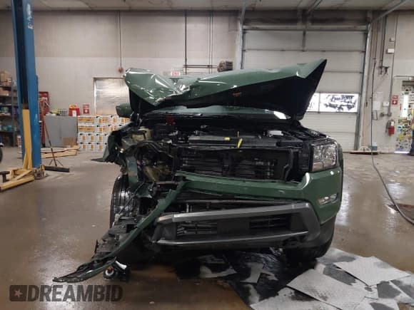 ✅ 2024 Nissan Frontier S • VIN: 1N6ED1CM0RN660499 • Lot: 42546217. Listed on IAAI with 9,477 mi. Free auction sales archive from the USA and detailed vehicle history report at DreamBid. Image 12.