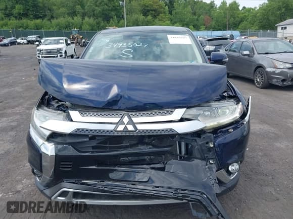 ✅ 2020 Mitsubishi Outlander SE • VIN: JA4AD3A33LZ048315 • Lot: 34935527. Wystawiony na IAAI z przebiegiem 13 986 mil. Bezpłatny archiwum sprzedaży aukcyjnych z USA i szczegółowy raport historii pojazdu na DreamBid. Zdjęcie 12.