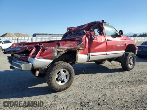 ✅ 2006 Dodge 2500 SLT • VIN: 1D7KS28D76J194122 • Лот: 85589985. Опубликован ранее на Copart с пробегом 142 022 миль. Бесплатный доступ к архиву аукционных продаж из США и подробный отчёт об истории автомобиля на DreamBid. Изображение 3.