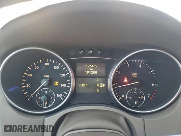 ✅ 2009 Mercedes-Benz M 350 • VIN: 4JGBB86E49A473312 • Lot: 94807685. Wystawiony na Copart z przebiegiem 191 200 mil. Bezpłatny archiwum sprzedaży aukcyjnych z USA i szczegółowy raport historii pojazdu na DreamBid. Zdjęcie 9.