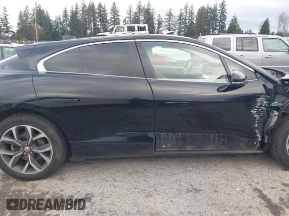 ✅ 2019 Jaguar I-Pace HSE • VIN: SADHD2S11K1F75415 • Lot: 41037733. Listed on IAAI with 58,573 mi. Free auction sales archive from the USA and detailed vehicle history report at DreamBid. Image 14.