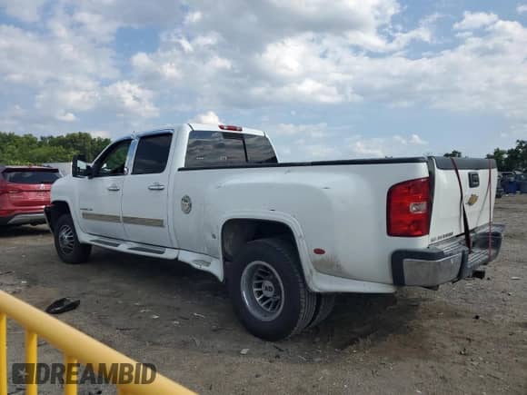 2008 Chevrolet Silverado 3500HD DRW LTZ с VIN 1GCJK33698F146079, выставлен на аукционе Copart как лот 64493805 с пробегом 191 685 миль миль и Списание • Salvage title. История ставок и продаж доступна на DreamBid. Изображение 2.