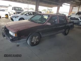 ✅ 1987 Chevrolet Celebrity • VIN: 1G1AW51W1H6122810 • Лот: 69521625. Опубликован ранее на Copart с пробегом 85 826 миль. Бесплатный доступ к архиву аукционных продаж из США и подробный отчёт об истории автомобиля на DreamBid. Изображение 1.