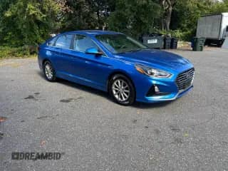 2018 Hyundai Sonata SE с VIN 5NPE24AF4JH609509, выставлен на аукционе Copart как лот 90923715 с пробегом 143 475 миль миль и Чистый • Clean title. История ставок и продаж доступна на DreamBid. Изображение 1.
