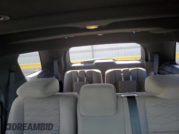 ✅ 2015 Ford Explorer • VIN: 1FM5K7B88FGC28545 • Lot: 62856845. Listed on Copart with 81,926 mi. Free auction sales archive from the USA and detailed vehicle history report at DreamBid. Image 10.