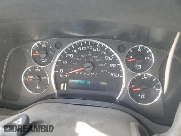 ✅ 2022 Chevrolet Express Cargo • VIN: 1GCWGAF70N1235841 • Lot: 84707025. Wystawiony na Copart z przebiegiem 57 987 mil. Bezpłatny archiwum sprzedaży aukcyjnych z USA i szczegółowy raport historii pojazdu na DreamBid. Zdjęcie 9.