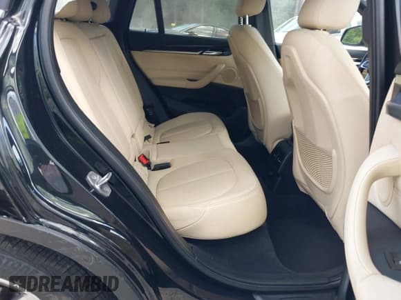 ✅ 2016 BMW X1 xDrive28i • VIN: WBXHT3C32G5E50186 • Lot: 43220255. Listed on IAAI with 72,024 mi. Free auction sales archive from the USA and detailed vehicle history report at DreamBid. Image 8.