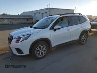 ✅ 2024 Subaru Forester Premium • VIN: JF2SKADC9RH476518 • Lot: 82285965. Listed on Copart with 17,394 mi. Free auction sales archive from the USA and detailed vehicle history report at DreamBid. Image 1.