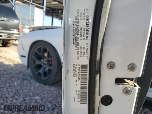 ✅ 2013 Dodge Challenger SXT • VIN: 2C3CDYAG8DH700074 • Lot: 88680725. Wystawiony na Copart z przebiegiem 203 918 mil. Bezpłatny archiwum sprzedaży aukcyjnych z USA i szczegółowy raport historii pojazdu na DreamBid. Zdjęcie 12.