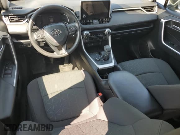 ✅ 2023 Toyota RAV4 Hybrid XLE • VIN: 2T3RWRFV1PW179619 • Lot: 67569055. Wystawiony na Copart z przebiegiem Nie podano. Bezpłatny archiwum sprzedaży aukcyjnych z USA i szczegółowy raport historii pojazdu na DreamBid. Zdjęcie 8.