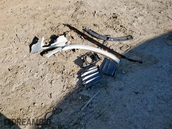 ✅ 2024 Lexus RX 350h Luxury • VIN: 2T2BBMCAXRC046805 • Lot: 91348775. Listed on Copart with 19,481 mi. Free auction sales archive from the USA and detailed vehicle history report at DreamBid. Image 12.