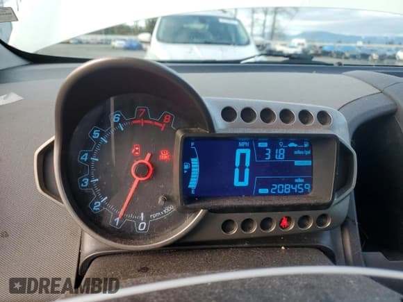 ✅ 2012 Chevrolet Sonic LS • VIN: 1G1JB5SH9C4174637 • Lot: 45942275. Listed on Copart with 208,459 mi. Free auction sales archive from the USA and detailed vehicle history report at DreamBid. Image 9.