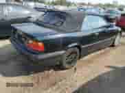1998 BMW 3 Series 323i z VIN WBABJ7321WEA17056, wystawiony jako Copart lot #75431624 z przebiegiem 189 710 mil mil oraz Szkoda całkowita • Salvage title. Historia ofert i sprzedaży dostępna na DreamBid. Obrazek 3.