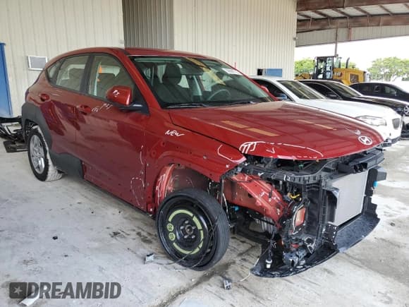 ✅ 2025 Hyundai Kona SE • VIN: KM8HA3AB8SU263698 • Лот: 69568755. Опубликован ранее на Copart с пробегом 1 348 миль. Бесплатный доступ к архиву аукционных продаж из США и подробный отчёт об истории автомобиля на DreamBid. Изображение 4.