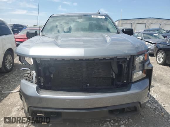 ✅ 2020 Chevrolet Silverado 1500 Custom • VIN: 3GCPYBEH1LG126160 • Lot: 67471794. Wystawiony na Copart z przebiegiem 131 509 mil. Bezpłatny archiwum sprzedaży aukcyjnych z USA i szczegółowy raport historii pojazdu na DreamBid. Zdjęcie 5.